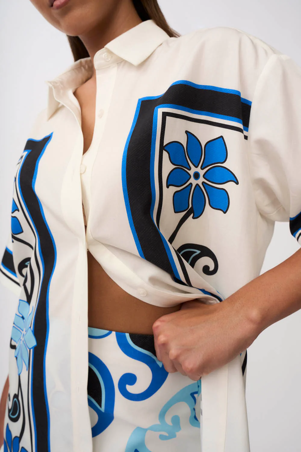 Azure Granada Flower Shirt | Final Sale - Aqua Navy Ivory - Image 2