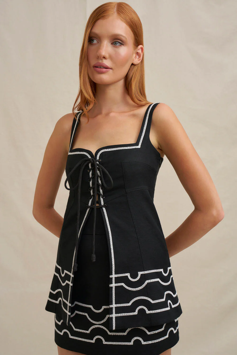 Paradise Contrast Mini Skirt - Ivory Black - Image 4